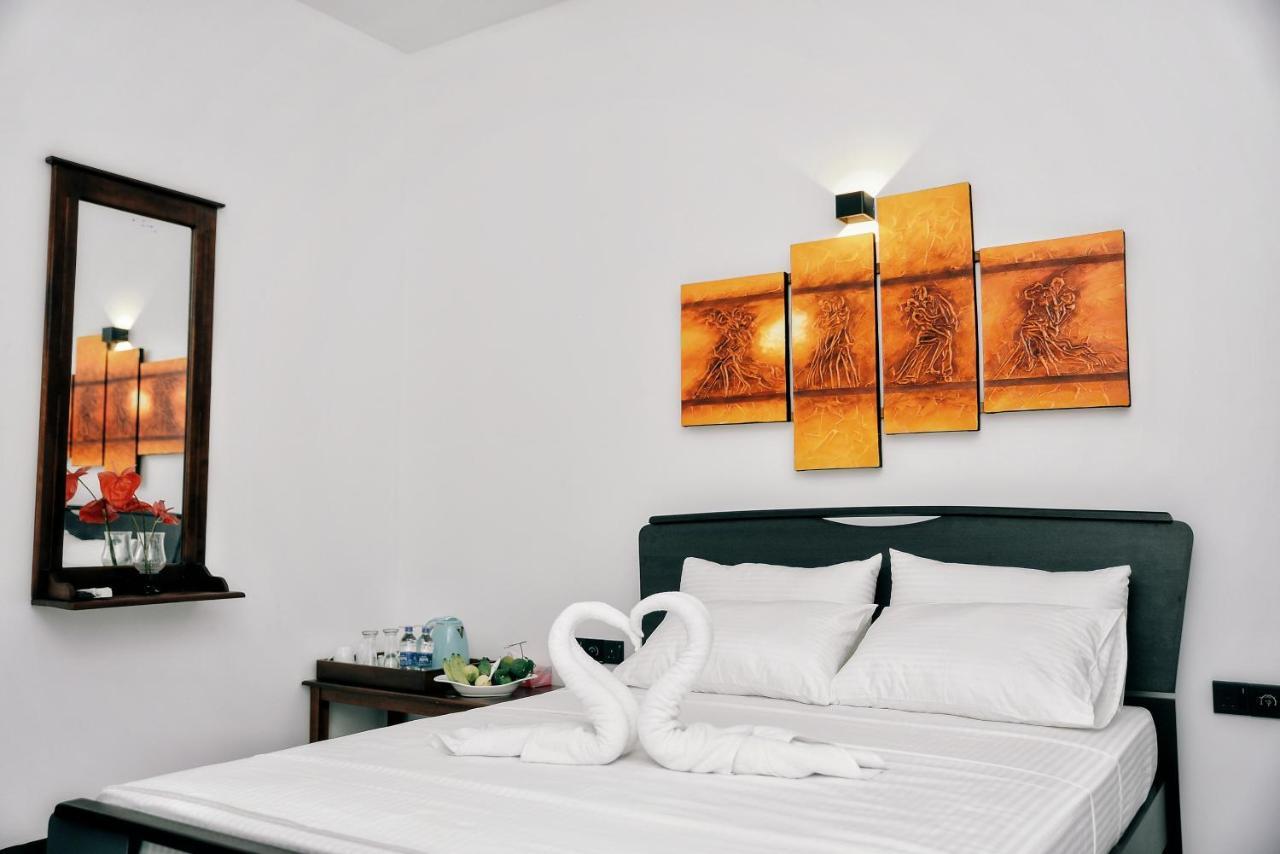Aurum Boutique Hotel Negombo Exterior foto